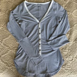 Lululemon Henley